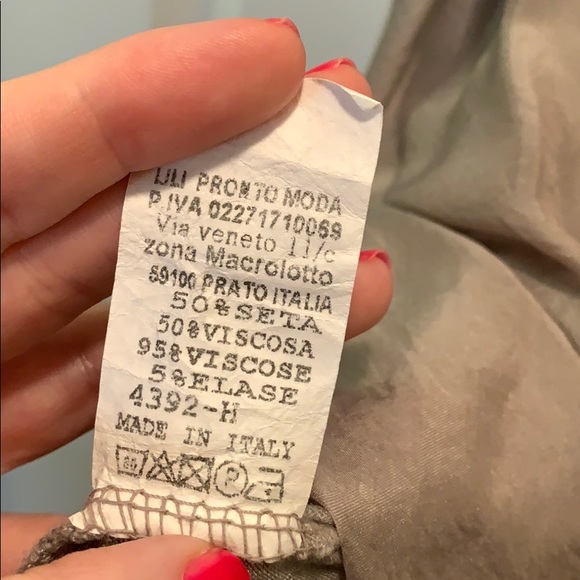 High neck classy tank - Picture 4 of 4